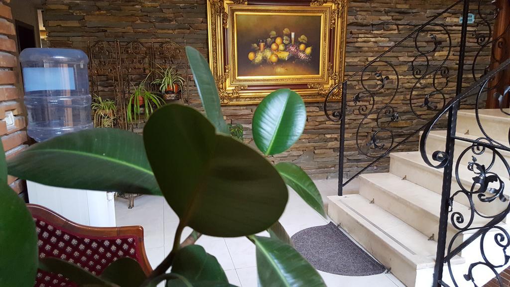 Hotel Livia Τίρανα Εξωτερικό φωτογραφία