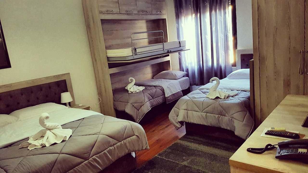 Hotel Livia Τίρανα Εξωτερικό φωτογραφία
