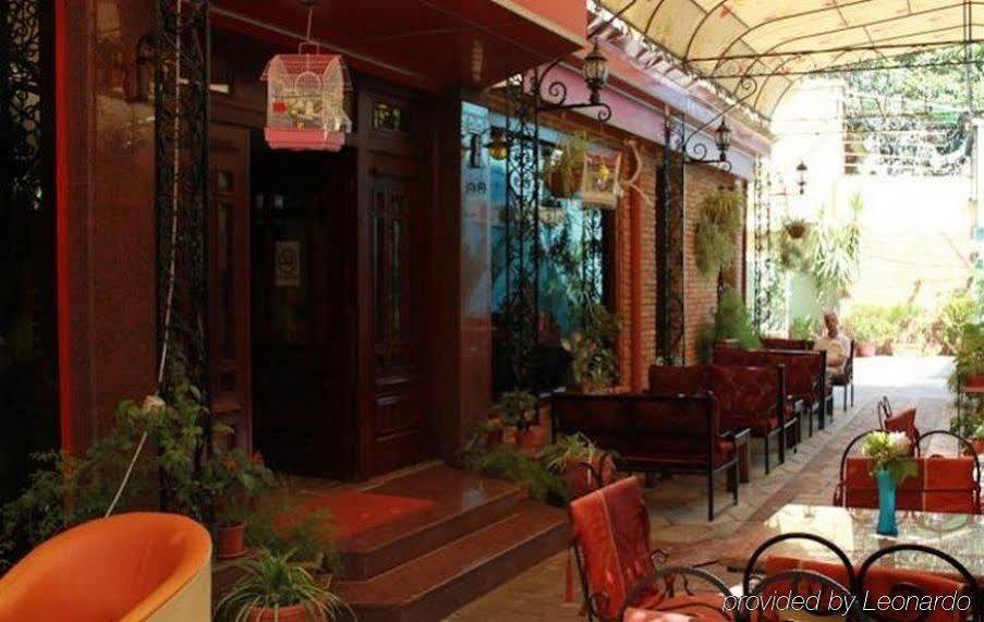 Hotel Livia Τίρανα Εξωτερικό φωτογραφία