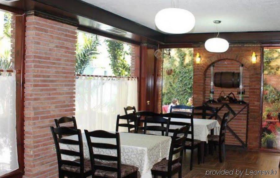 Hotel Livia Τίρανα Εξωτερικό φωτογραφία