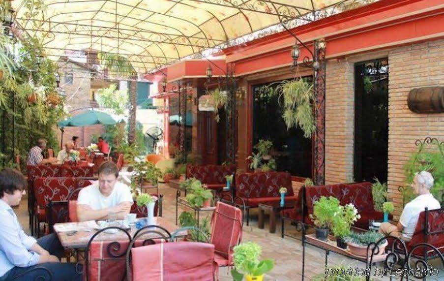 Hotel Livia Τίρανα Εξωτερικό φωτογραφία